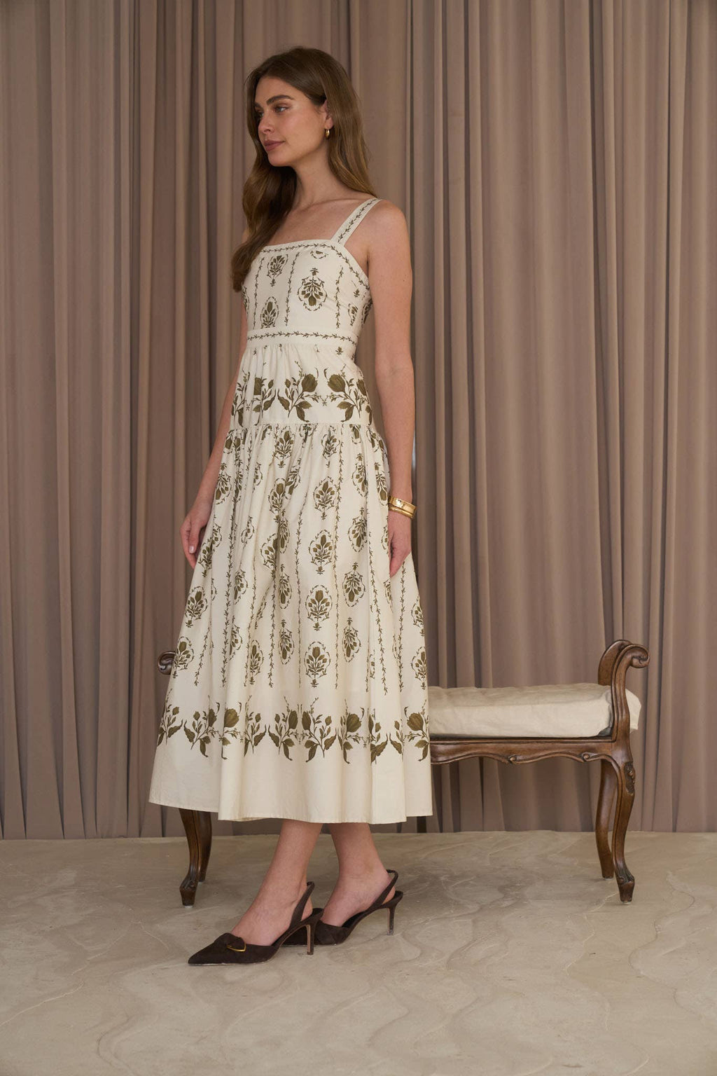 The Belle Rêve Midi Dress in Beige Floral