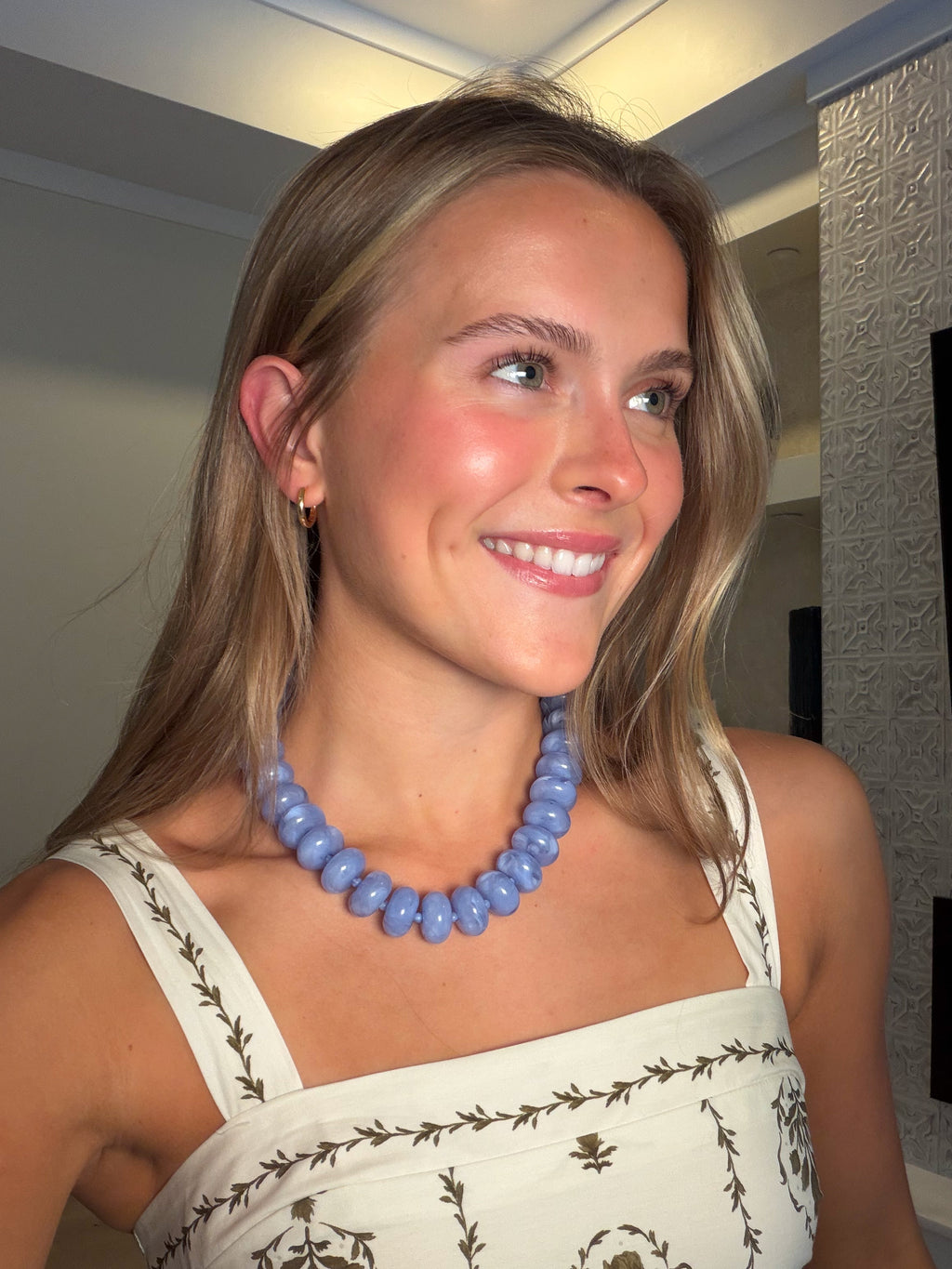 Bluebonnet Chunky Beaded Necklace in Blue